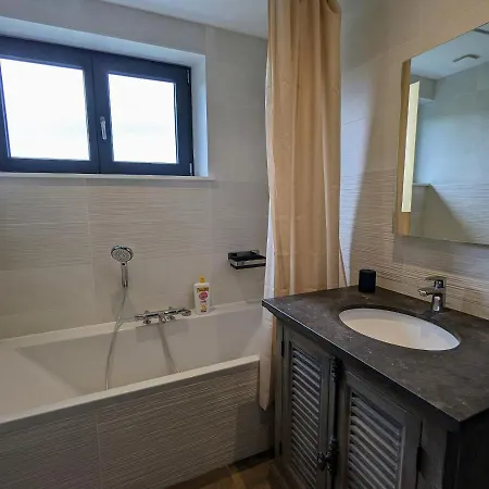 Maison Paisible A Avec Terrasse, Flipper Et Parking Prive - Fr-1-589-598 * Gerardmer